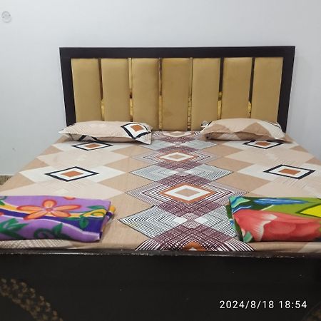 Vrindāvan Shri Haridas Kripa Dham Ashram מראה חיצוני תמונה